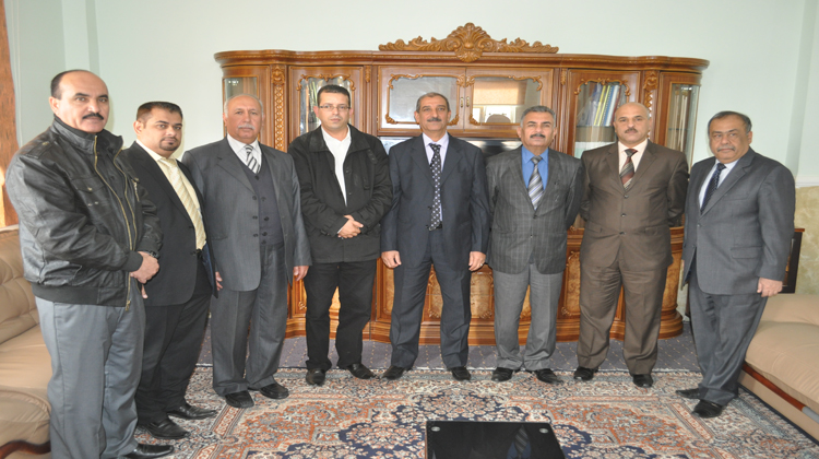 Le centre des études du Sahara à l’université d’el Anbar invite le professeur Mohammed Ayari